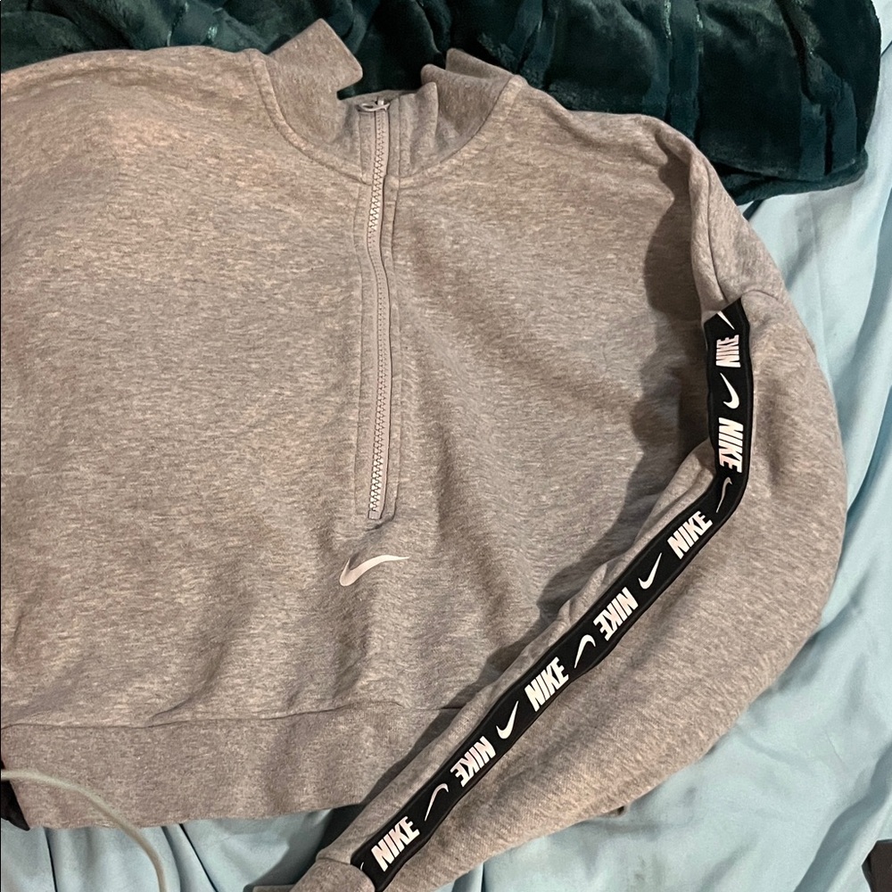 Nike Heather Gray Quarter-Zip Pullover